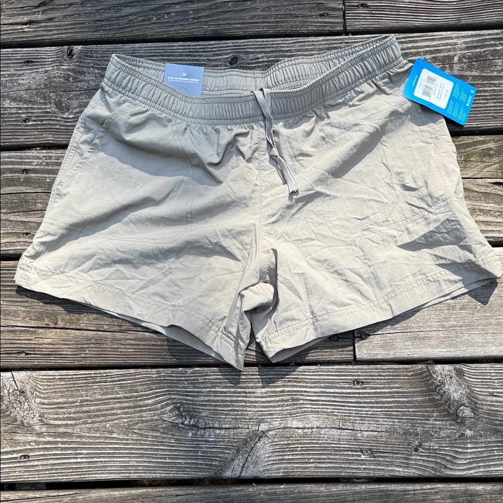 Women's Athletic Shorts in Light tan